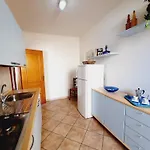 Nella Via *