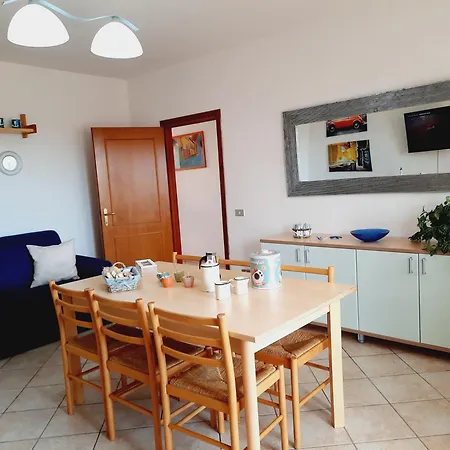 Nella Via Apartman *