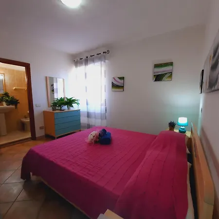 Nella Via Apartman *